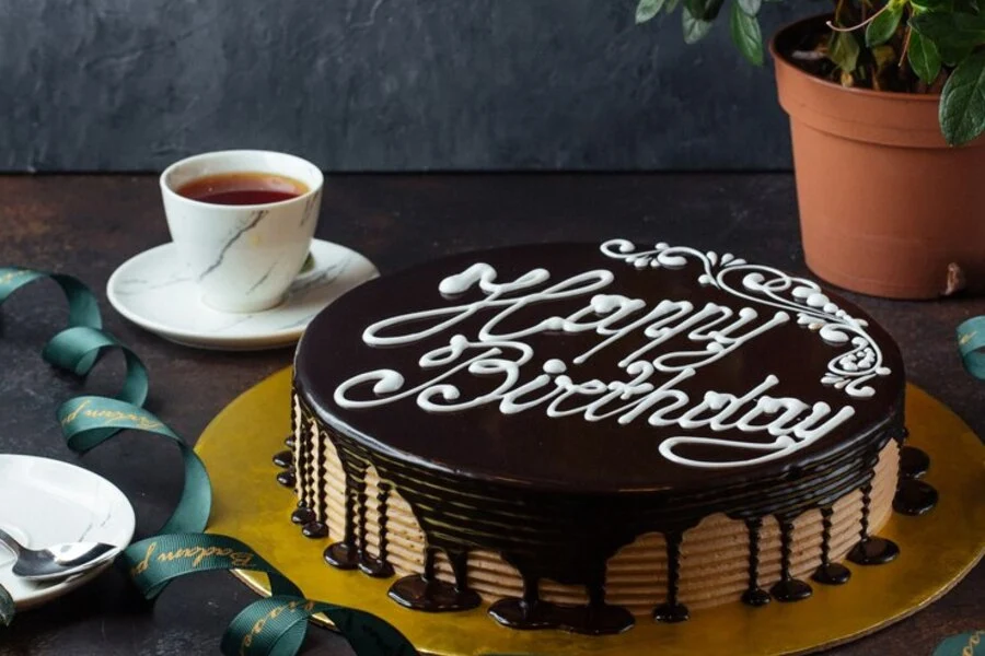 cake ultah paling spesial untuk momen bahagia Anda di ClairmontCake.co.id