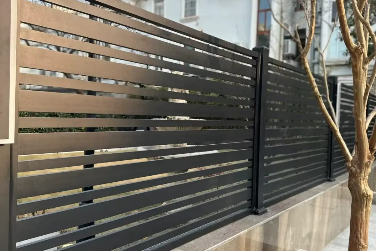 Inilah Inovasi Pagar Plat Strip Estetik Harga Terjangkau