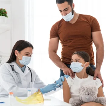 Pentingnya Vaksin Pneumonia untuk Anak dan Dewasa