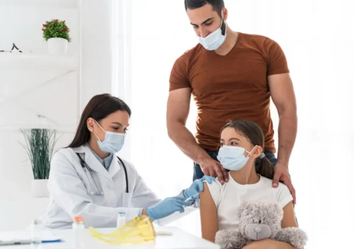 Pentingnya Vaksin Pneumonia untuk Anak dan Dewasa